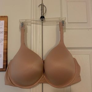 Victoria’s Secret perfect shape bra 40D